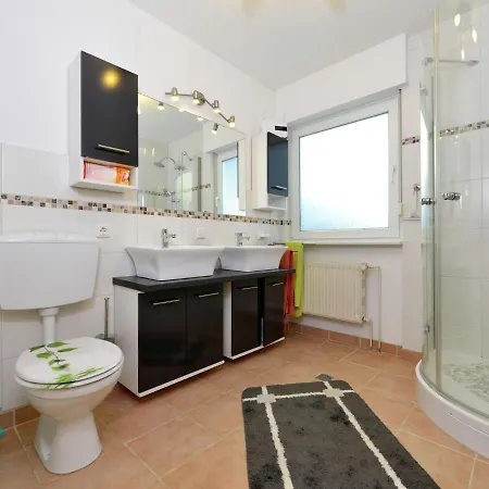 Lovely Holiday Home In Diemelsee Near Ski Area Willingen Holiday home Brilon